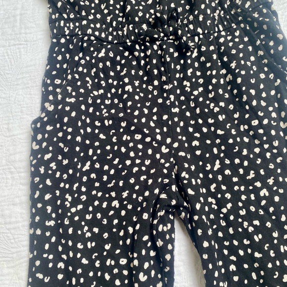 Old Navy Black & White Floral Romper Jumpsuit size 3 Toddler - Picture 6 of 7